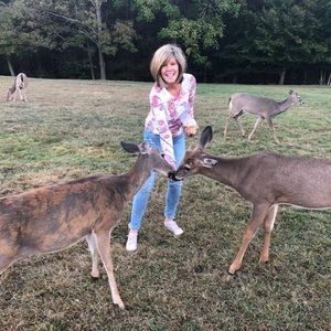 Meet your Posher, Robin